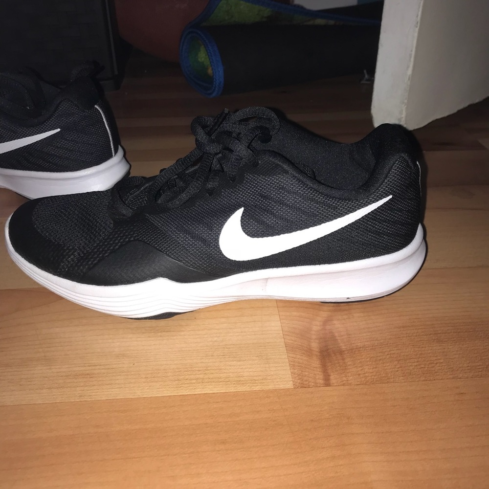 Nike City Trainer running shoes